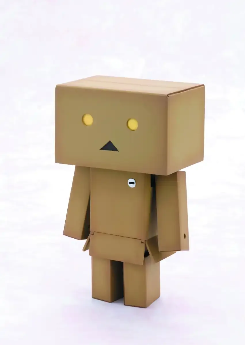 Kotobukiya Yotsubato Danbo Model Kit - Easy-to-Assemble Plastic Kit