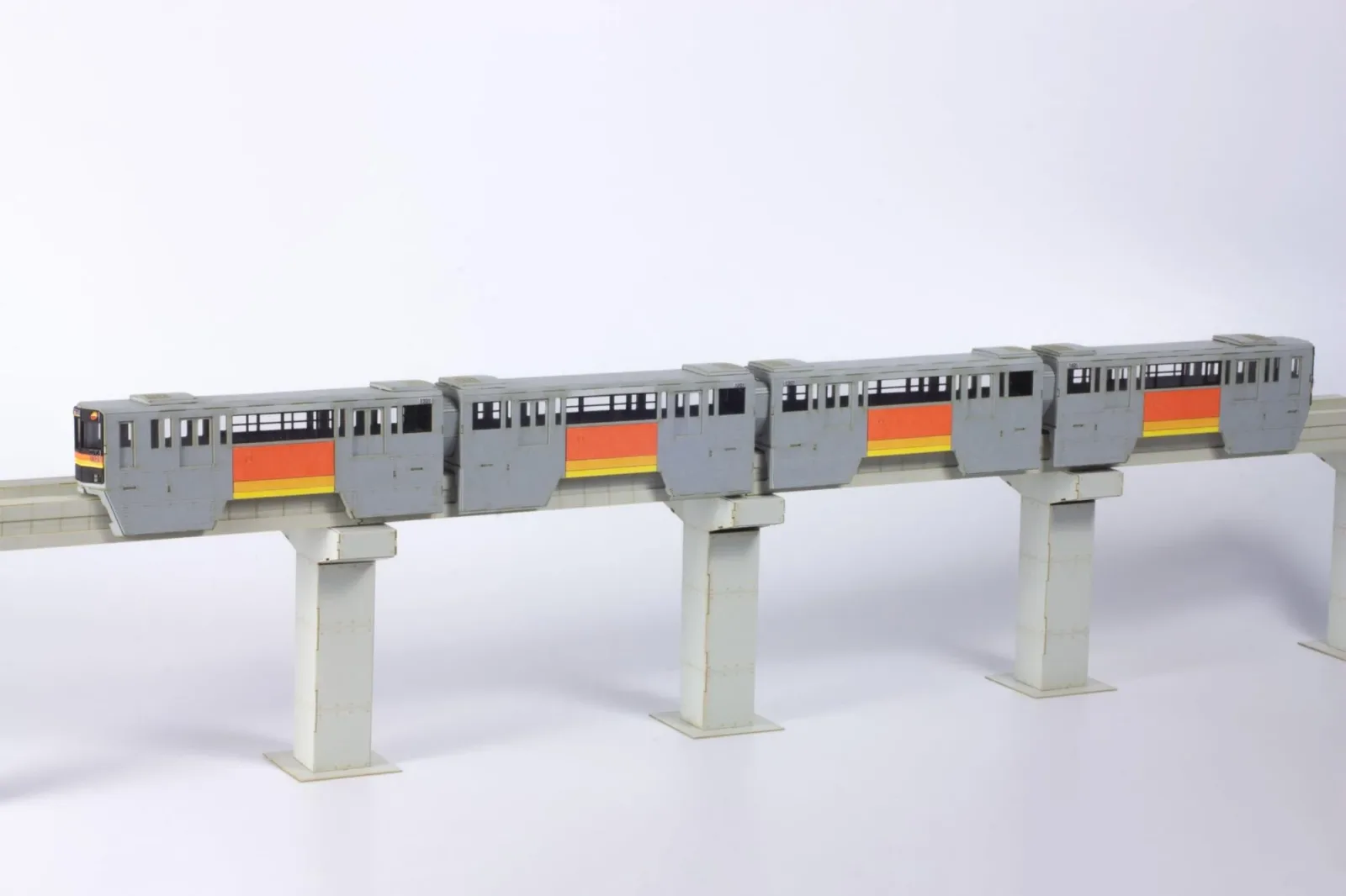Plum 1/150 Scale Paper Kit Tama Monorail 1000 Series 4 Car Set - Image 2